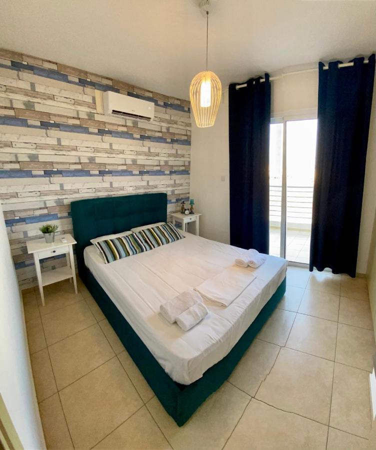 Mythical Sands Resort - Antonios Paralimni Esterno foto