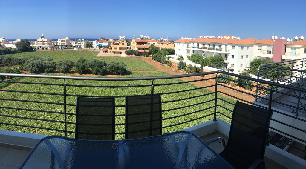 Mythical Sands Resort - Antonios Paralimni Esterno foto